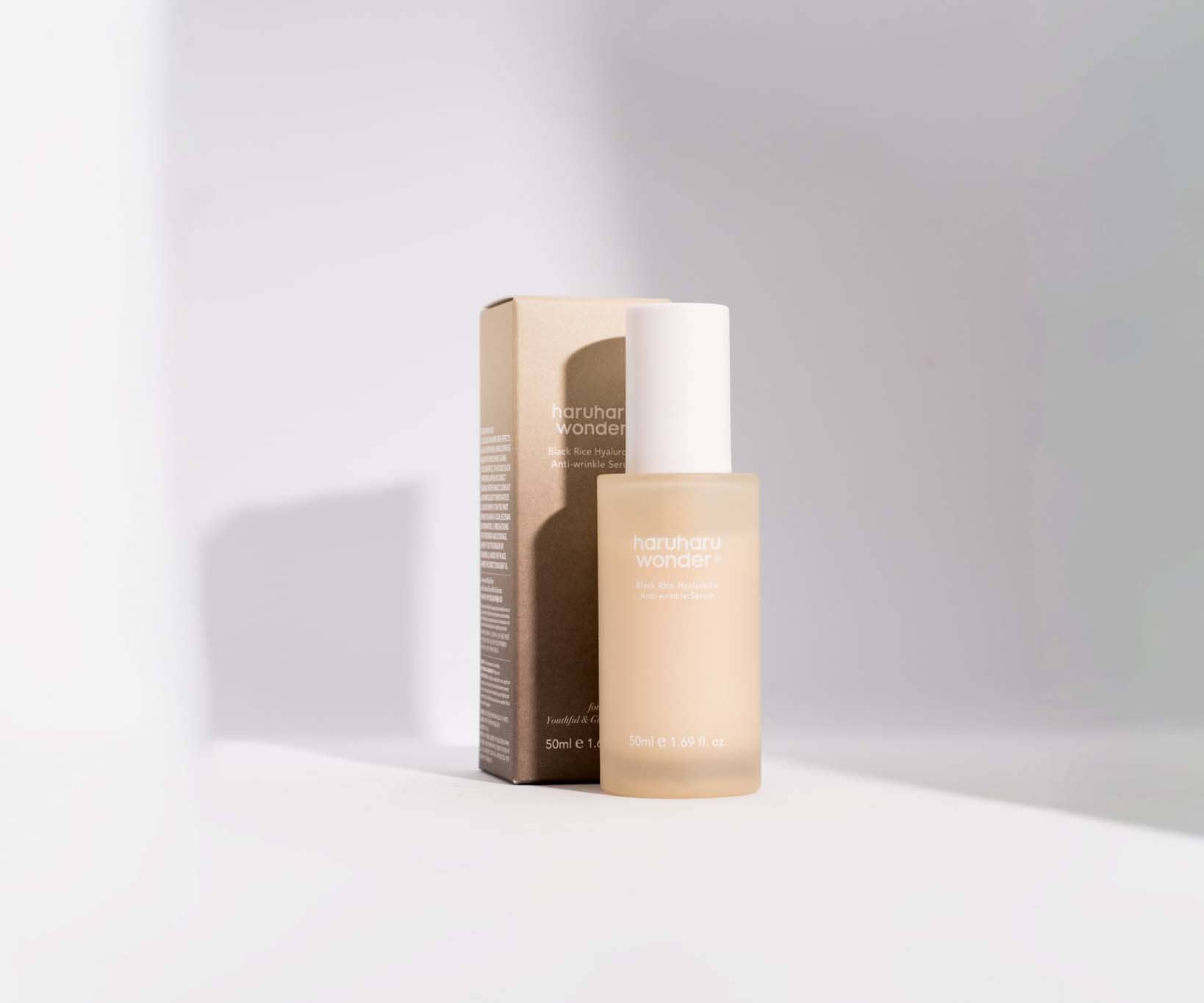 Sérum Anti-Rides à l'Acide Hyaluronique et Riz Noir