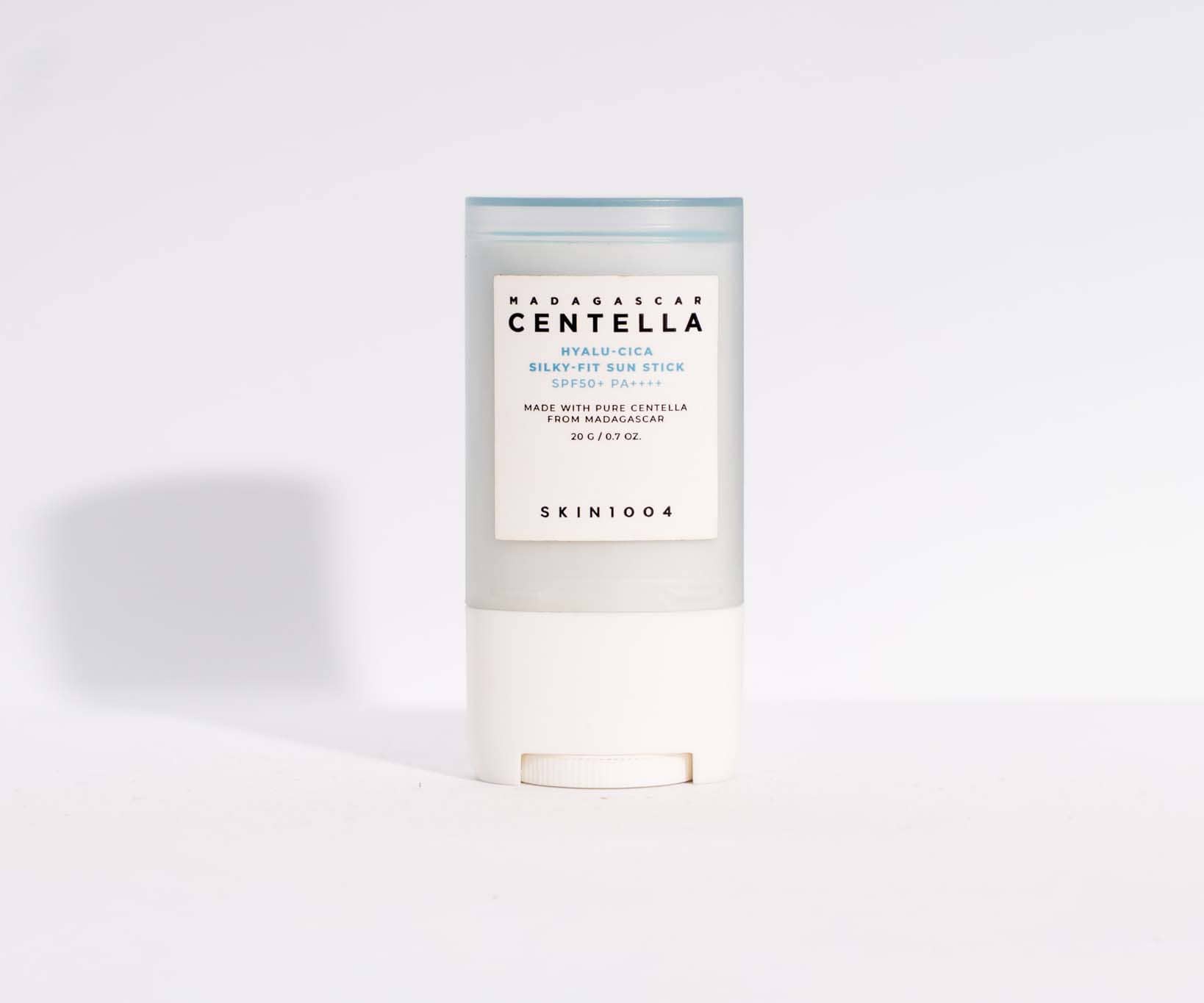 Stick solaire hyalu-cica Silky-fit